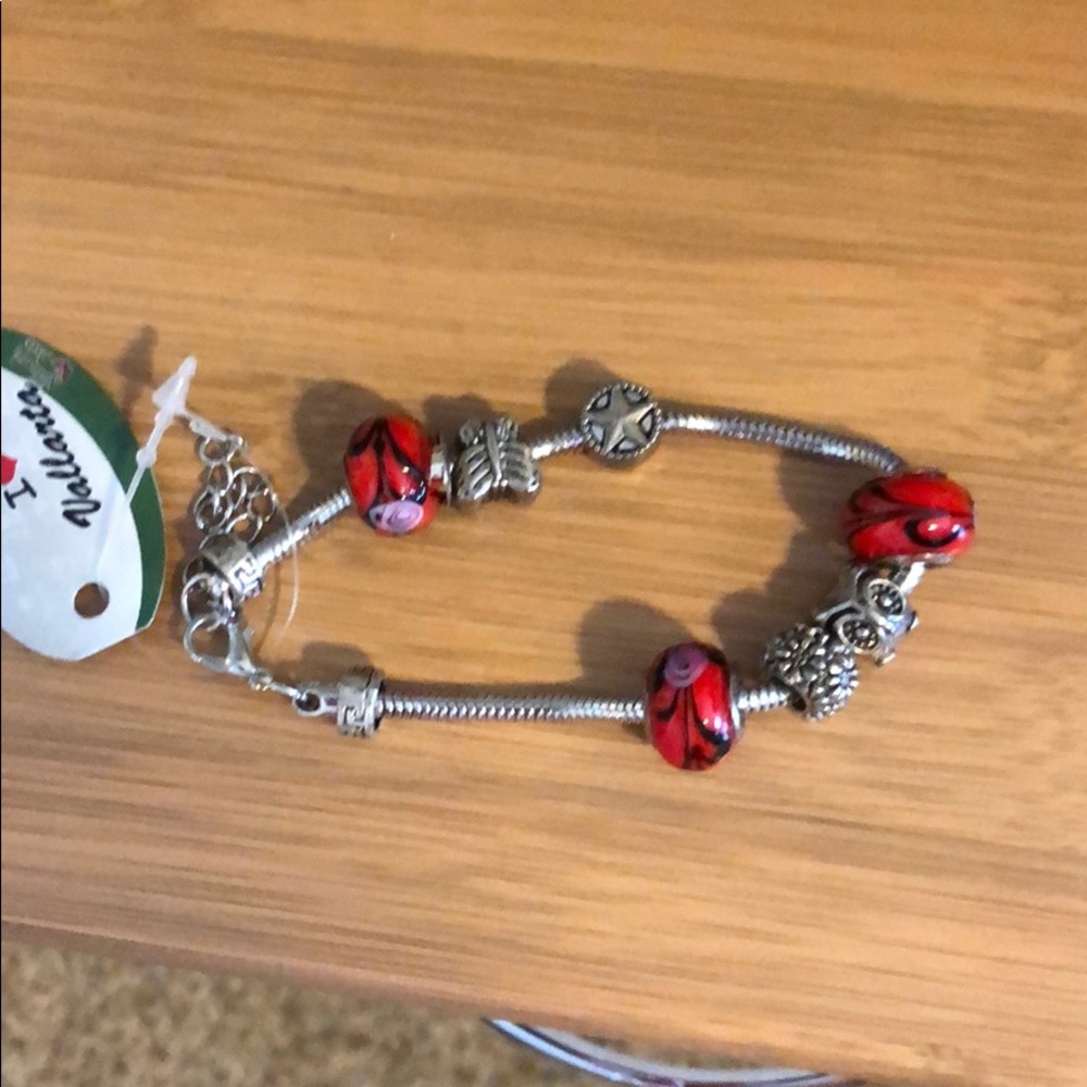 Women’s bracelet